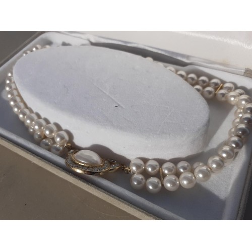 123 - CASED PEARLS