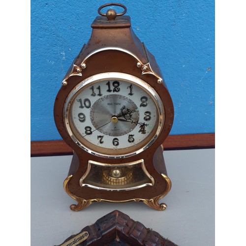 125 - A MANTLE CLOCK ANDN THERMOMETER