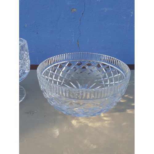 152 - AN ETCHED CRYSTAL FRUIT BOWL ON STEM AND 1 OTHER