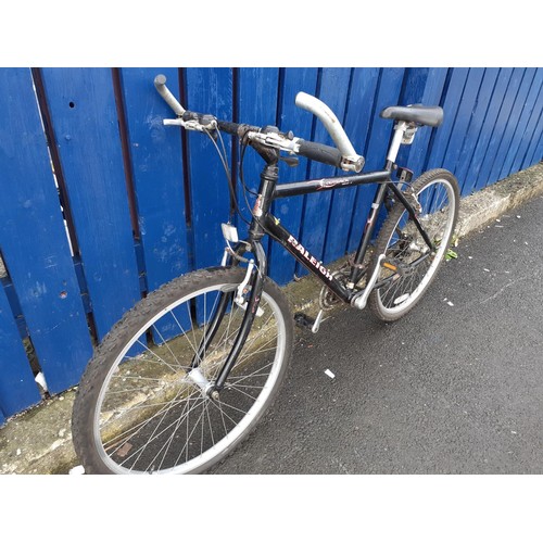 175 - A GENTS RALEIGH BICYCLE