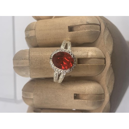 196 - A TWIN BAND SILVER RING SET WITH RED STONE