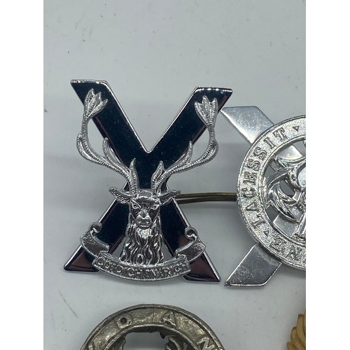 222 - 4 SCOTS CAP BADGE