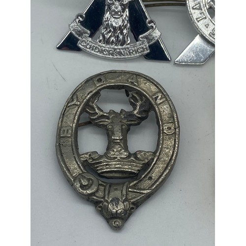 222 - 4 SCOTS CAP BADGE