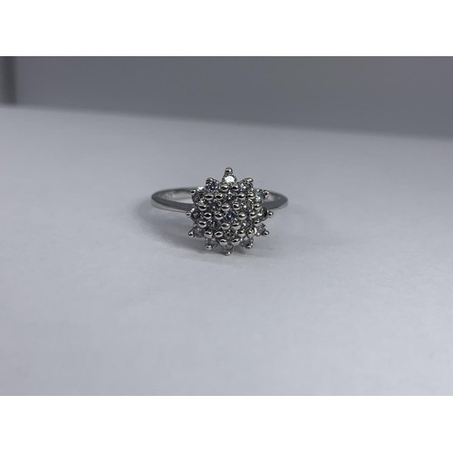 283 - SILVER GEM SET CLUSTER RING