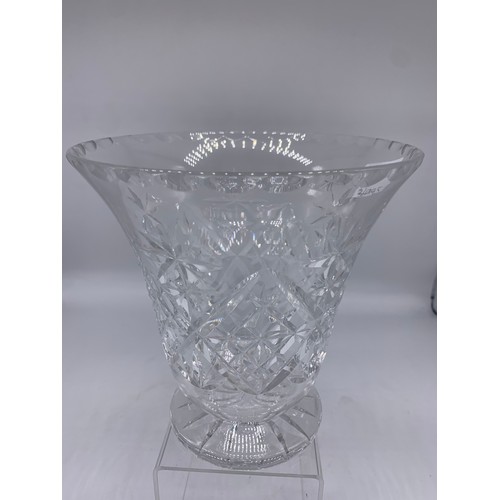 107 - CRYSTAL VASE 7IN TALL