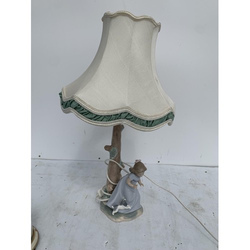 159 - A NAO FIGURINE LAMP