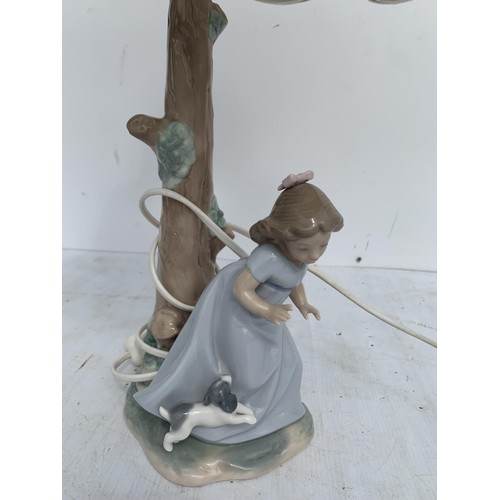 159 - A NAO FIGURINE LAMP