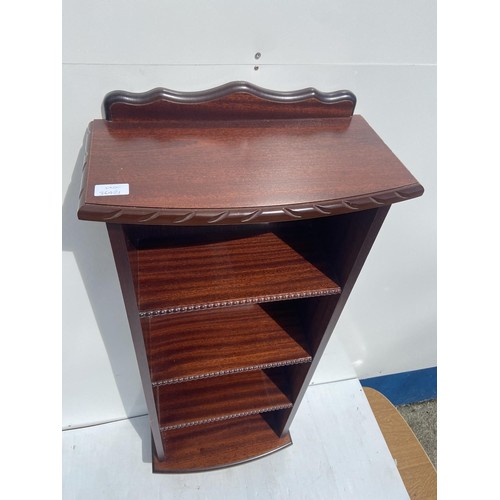 293 - A NEAT MAHOGANY BOOKSHELVES WITH GALLERY BACK 47 HIGH X 17