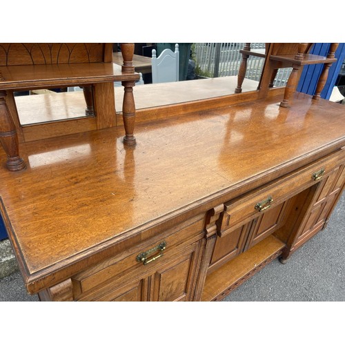 328 - AN ANTIQUE OAK MIRRORED BACKED SIDEBOARD