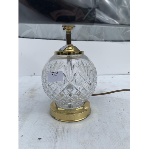 379 - A TYRONE CRYSTAL TABLE LAMP