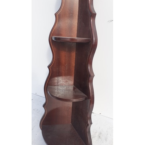 8 - MAHOGANY CORNER BRACKET