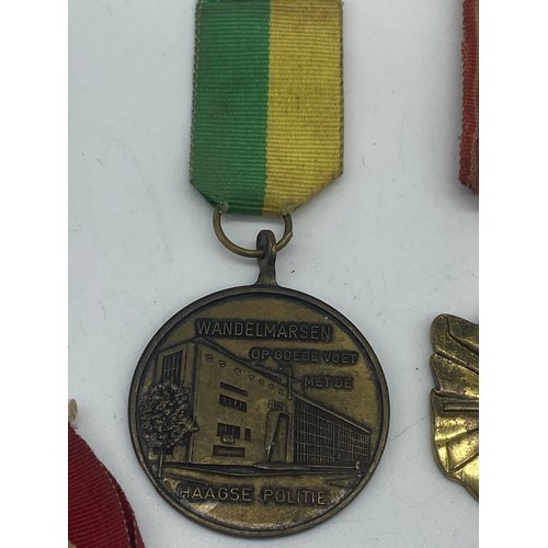 644 - 4 ASSORTED MEDALS