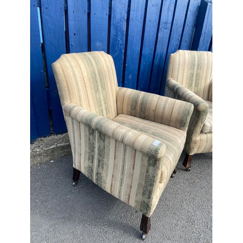 525 - A PAIR OF GEORGIAN ARMCHAIRS ON A HEAVY FLUTE LEG