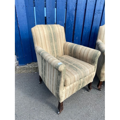 525 - A PAIR OF GEORGIAN ARMCHAIRS ON A HEAVY FLUTE LEG