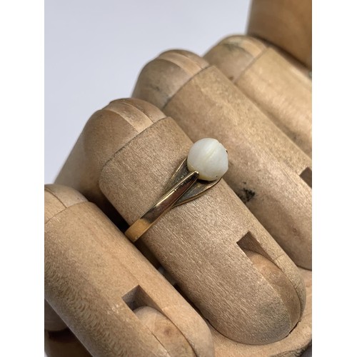 675 - 9CT GOLD PEARL SET RING