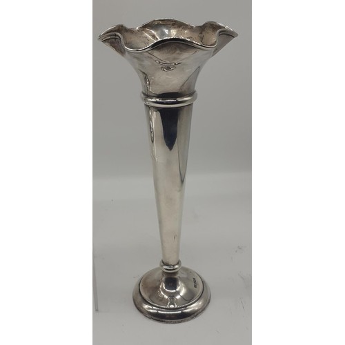 693 - A PAIR OF SILVER SPILL VASE 826.1grms total AND 10.5