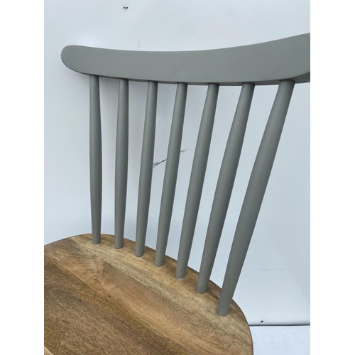 453 - GREY SPIDDLE CHAIR WITH OAK SEAT