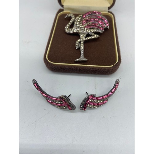 501 - FLAMINGO BROOCH AND EARINGS