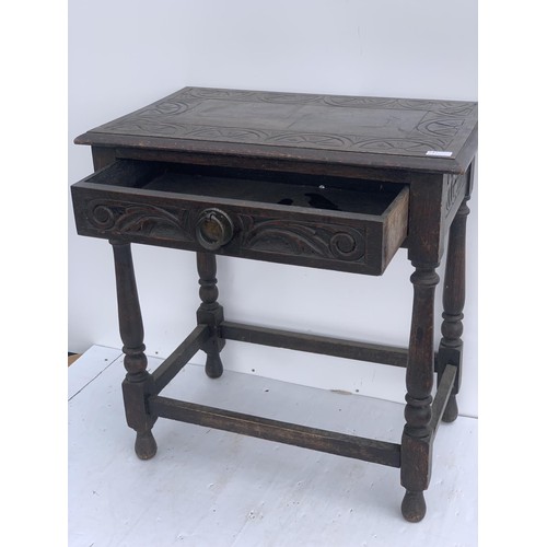 532 - CARVED ANTIQUE OAK SINGLE DRAWERED SIDE TABLE