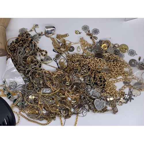 726 - LARGE BOX OF ASSORTED COSTUME JEWELLERY