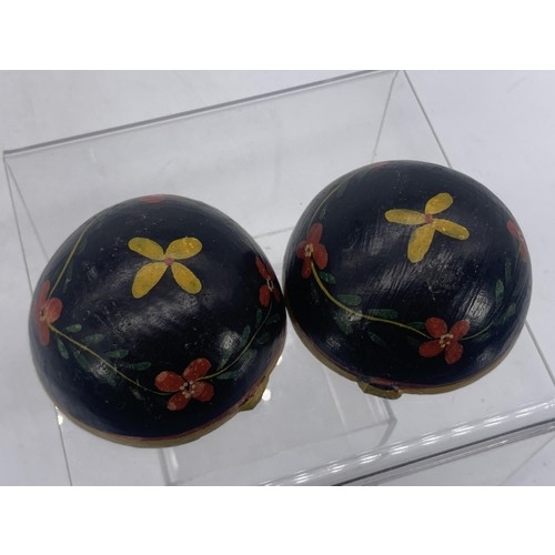 730 - A HAND PAINTED ETHNIC BALL