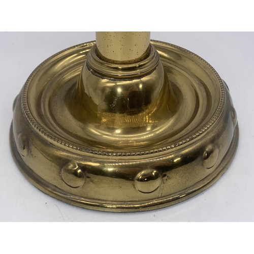 765 - BRASS PILLARED OIL LAMP WITH CLEAR GLASS BOWL