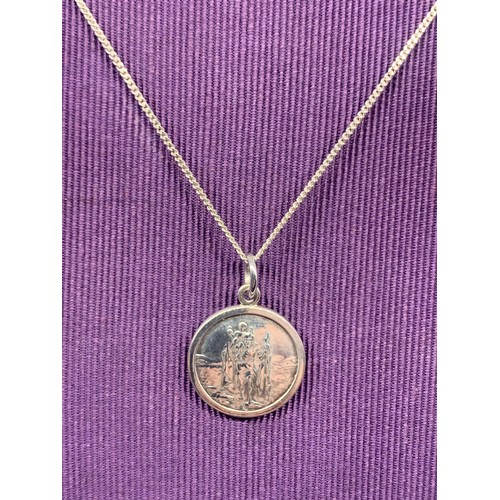 268 - A SILVER St CHRISTOPHER PENDANT ON SILVER CHAIN