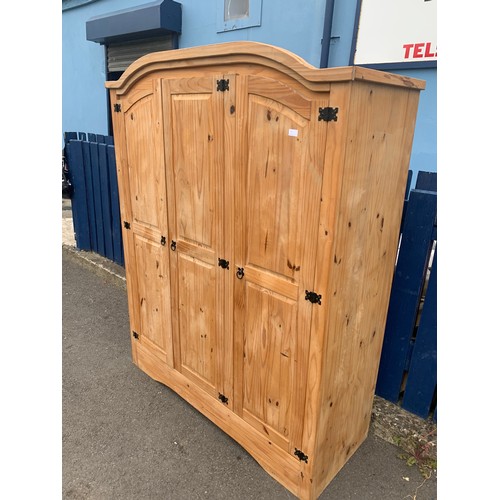 46 - PINE 3 DOOR ROBE