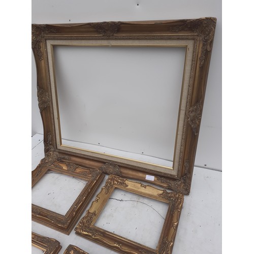 47 - A LOT OF 5 MOULDED GILT PICTURE FRAMES (4 SMALL 1 LARGE)