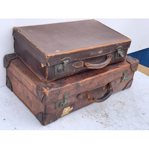 52 - 2 QUALITY ANTIQUE LEATHER TRAVEL CASES