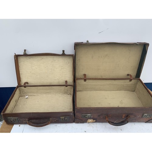 52 - 2 QUALITY ANTIQUE LEATHER TRAVEL CASES