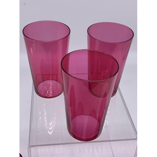 351 - 7 RUBY GLASSES