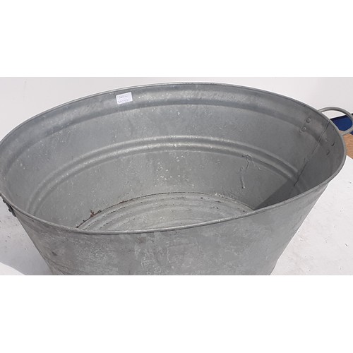 438 - VINTAGE TIN BATH 28 X 21IN