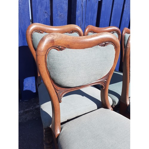 451 - A SET OF 6 QUALITY VICTORIAN ROSEWOOD BALLOON BACKCHAIRS IN  GREEN UPHOSTERY