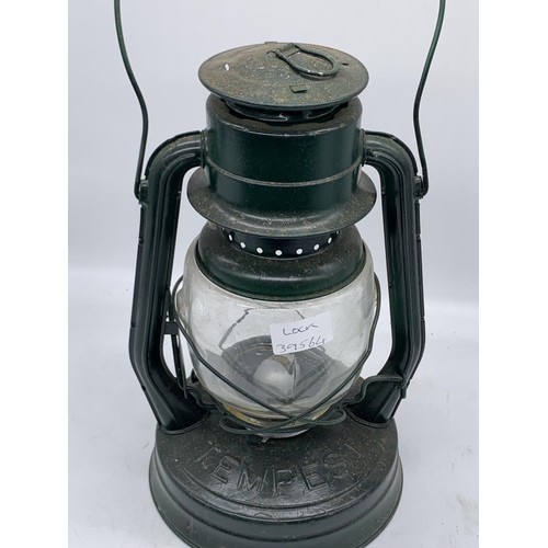 558 - A HURRICAIN OIL LAMP