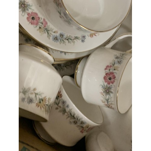 372 - A PART DINNER SERVICE BY PARAGON