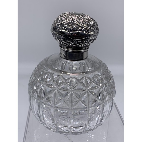 630 - HEAVY CUT GLASS PERFUME BOTTLE WITH SILVER TOP AND STOPPER WALKER AND HALL BIRMINGHAM 1901