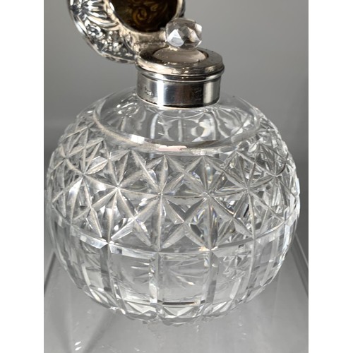 630 - HEAVY CUT GLASS PERFUME BOTTLE WITH SILVER TOP AND STOPPER WALKER AND HALL BIRMINGHAM 1901