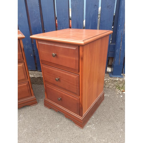 775 - A PAIR OF MAHOGANY 3 DRAWER BEDSIDE CHESTS