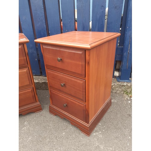 775 - A PAIR OF MAHOGANY 3 DRAWER BEDSIDE CHESTS