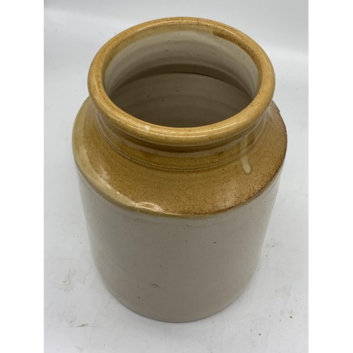 788 - A STONEWARE JAR