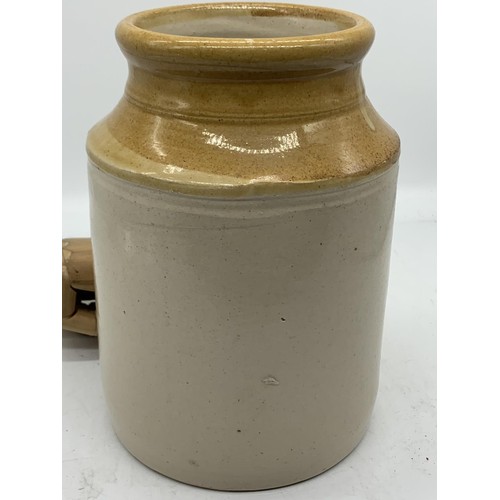 788 - A STONEWARE JAR