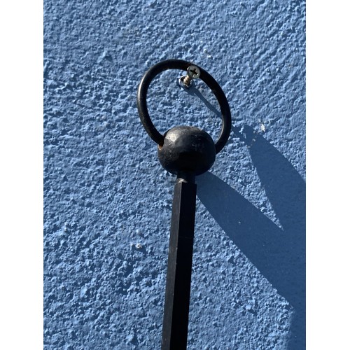 806 - A CAST IRON TOASTING FORK