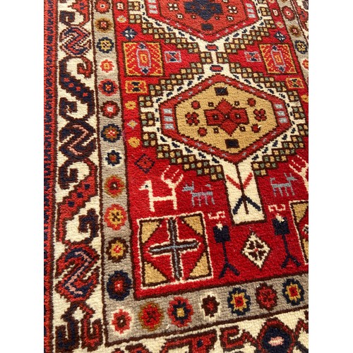 812 - ANTIQUE HAND WOVEN WOOL RUG 65X27