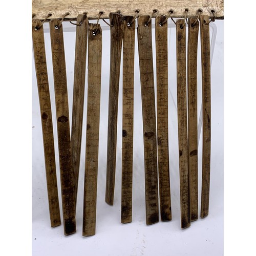 662 - 19c AFRICAN BONE WIND CHIMES