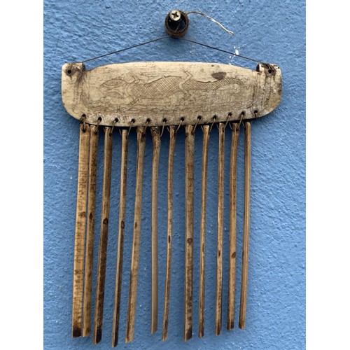 662 - 19c AFRICAN BONE WIND CHIMES