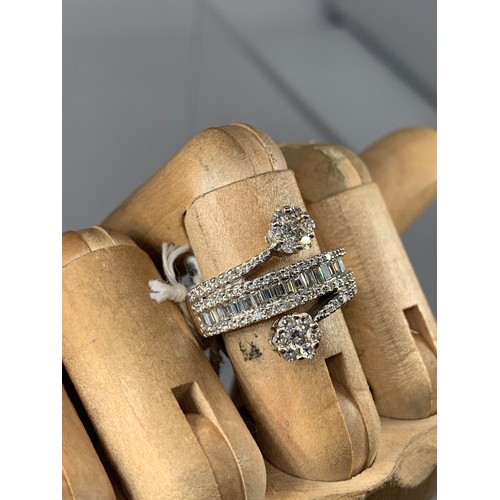 678 - DIAMOND BAGUETTE AND BRILLIANT CUT STONES BAND SET RING WITH MATCHING TWIST SHOULDERS 1.4ct MADE IN ... 