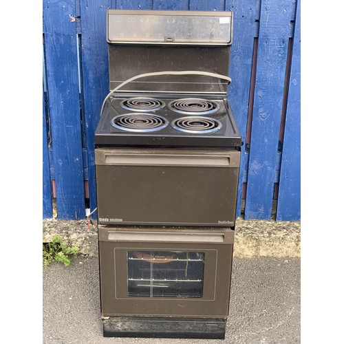 17 - CREDA ELECTRIC COOKER