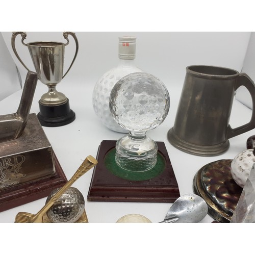 91 - LOT GOLFING COLLECTABLES