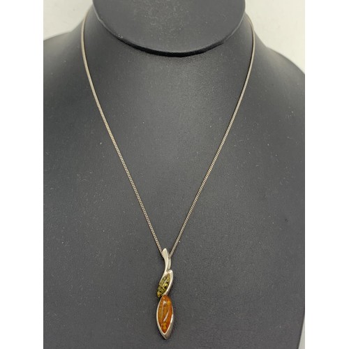 238 - SILVER 2 TONE AMBER PENDANT ON SILVER CHAIN